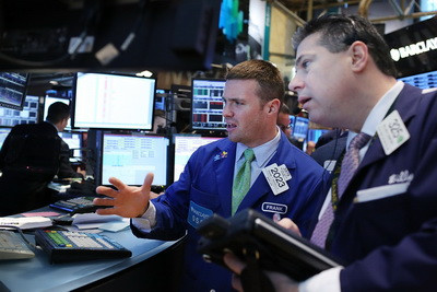 Lovitura. Nu mai este cea mai valoroasa companie din lume. Actiunile s-au prabusit cu 43%