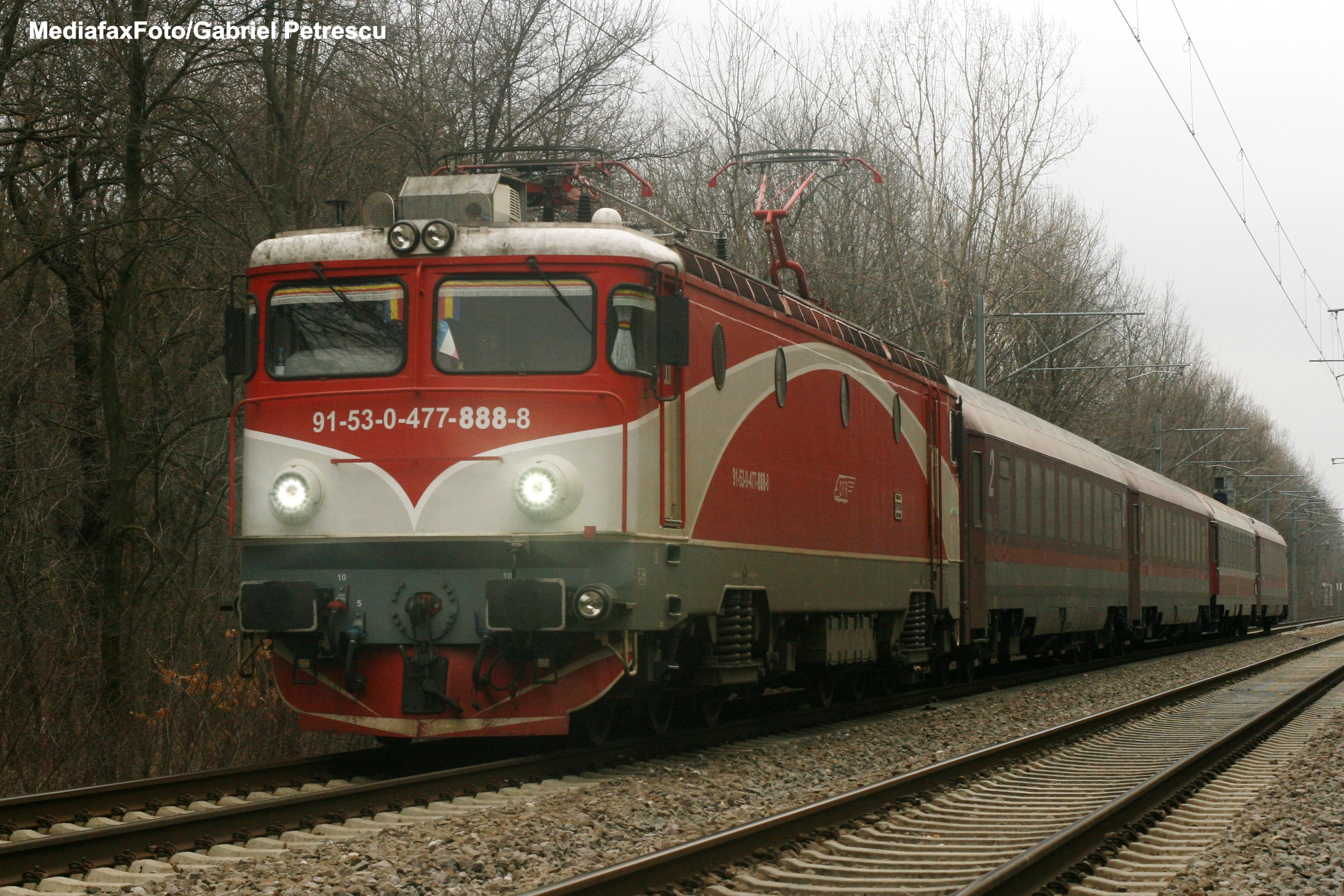 CFR vrea sa introduca trenurile "low-cost". Cand vom plati 10 lei pentru un drum Bucuresti-Constanta