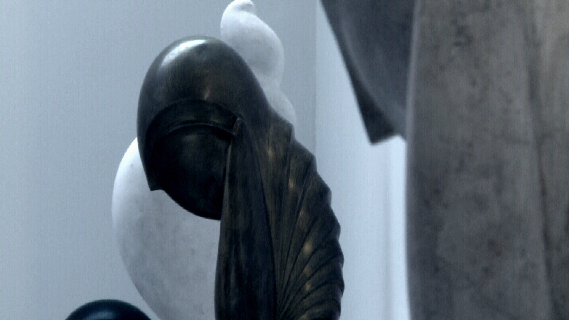 O sculptura de zeci de milioane de euro, atribuita lui Brancusi, asteapta sa primeasca verdictul: original sau fals