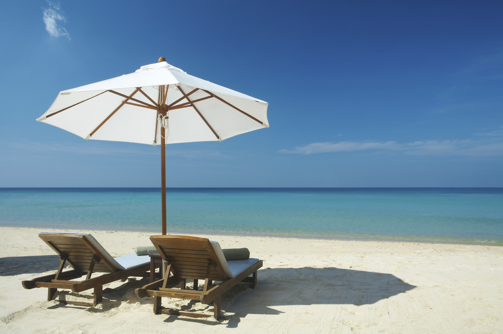 Cand se gasesc cele mai convenabile oferte de vacanta si ce greseli costisitoare trebuie evitate