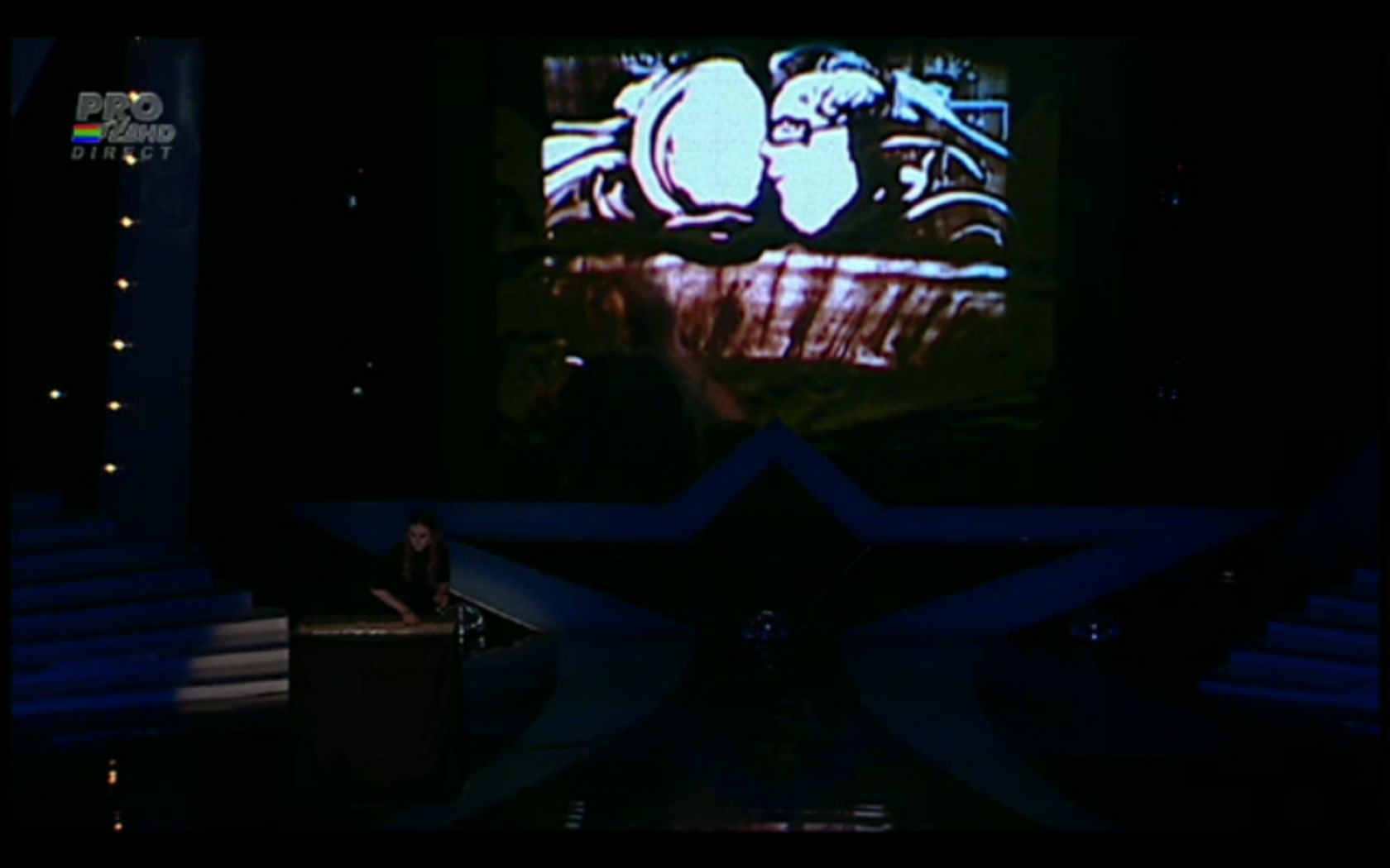 ROMANII AU TALENT, a treia semifinala. Ana Munteanu a oferit o poveste pictata in nisip