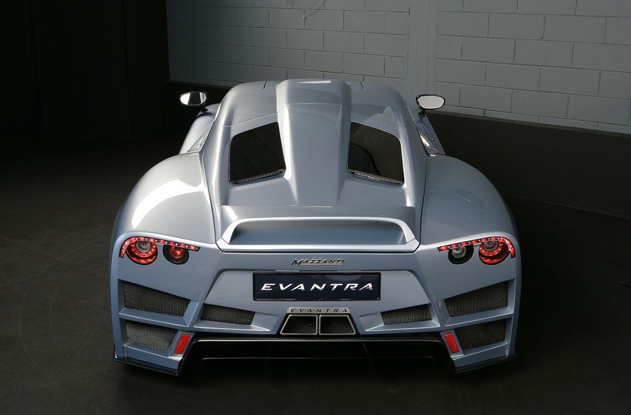 Mazzanti Evantra V8 - 2