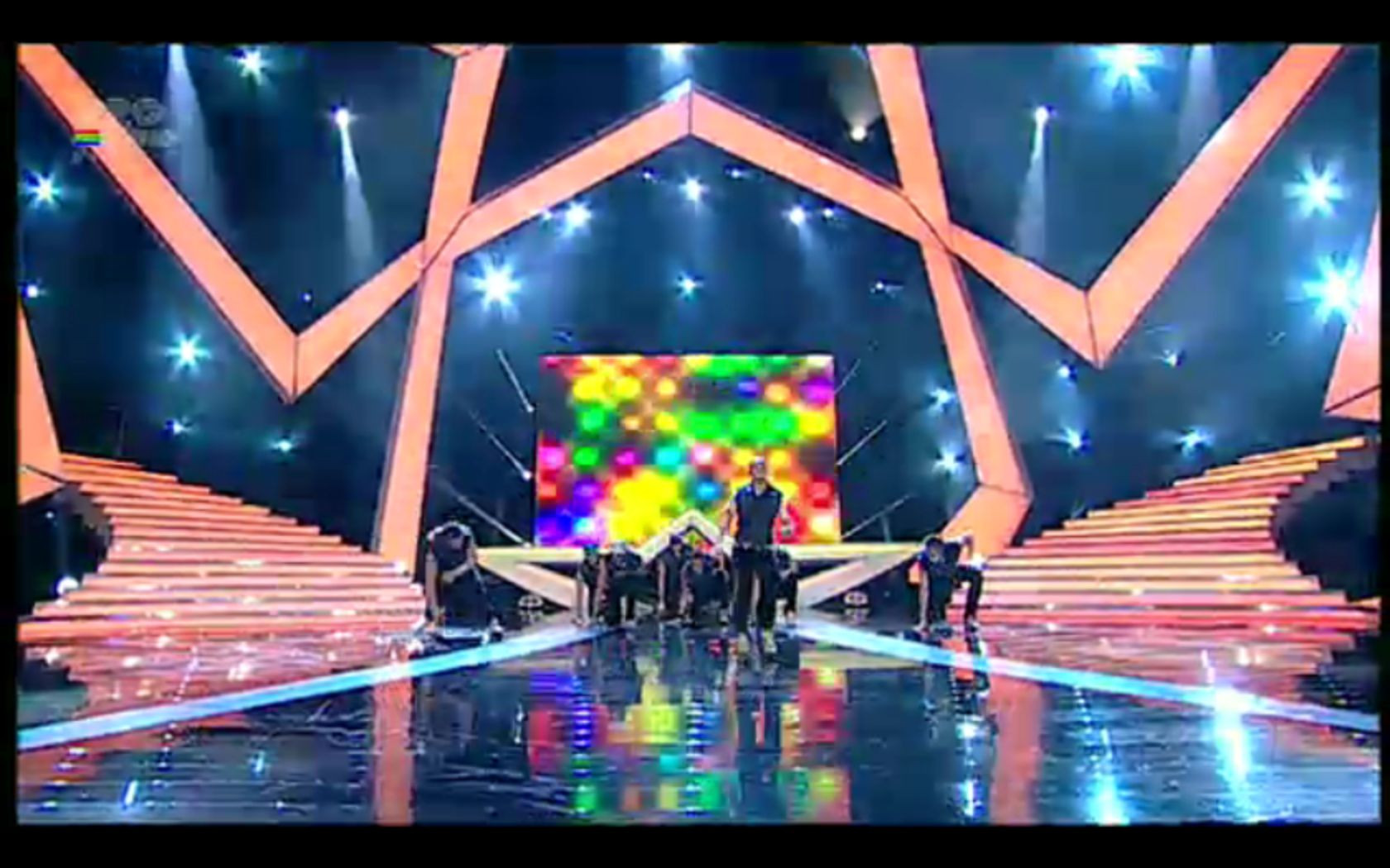 ROMANII AU TALENT, a treia semifinala. Dansatorii de la H2O au oferit un moment spectaculos