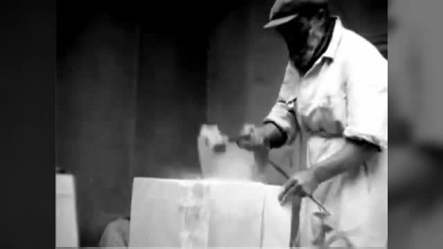 sculptura Domnisoara Pogany de Brancusi - 7