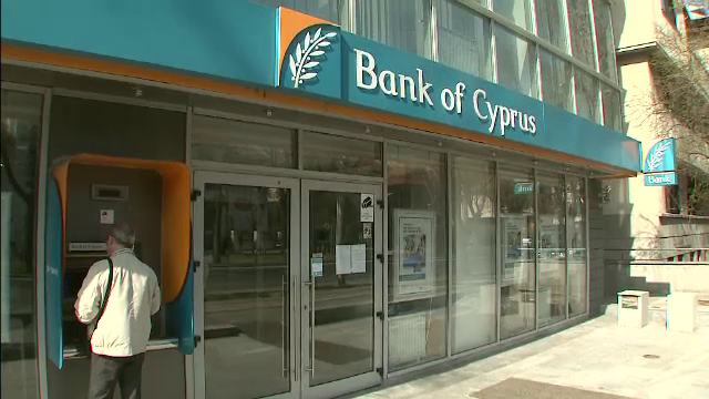 Printre anunturi seci si usi inchise, romanii cu conturi la Bank of Cyprus au primit si o veste buna