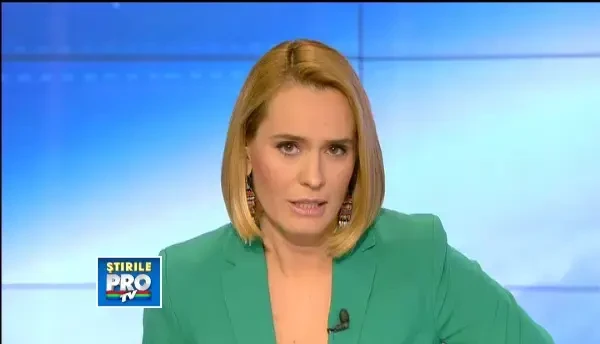 Experimentul bizar al unui american. Cum arata acest hamburger 14 ani mai tarziu. FOTO