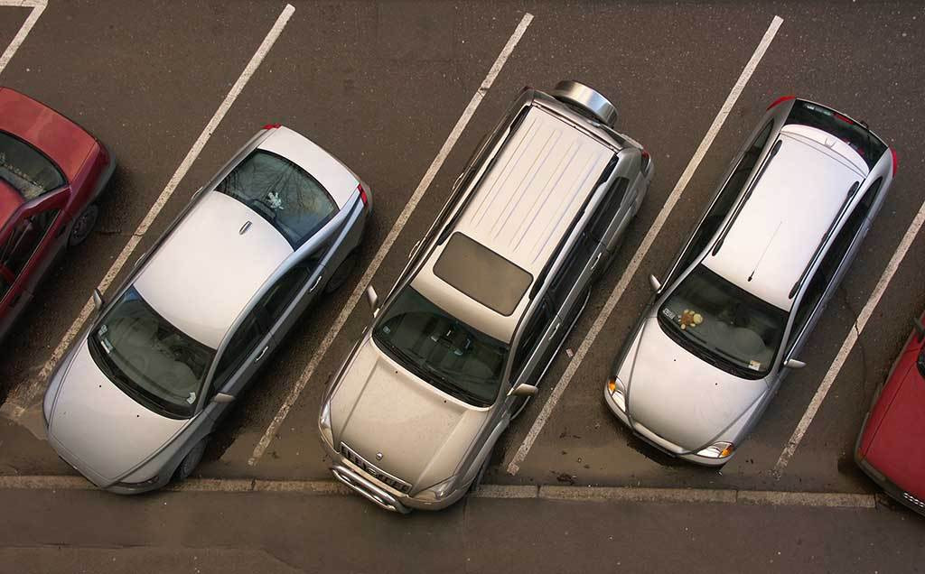 Asa faci o parcare perfecta! Secretele pe care instructorul nu ti le-a aratat!