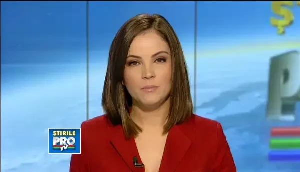 20 de oameni din Constanta s-au chinuit sa scoata o iapa dintr-o groapa adanca de trei metri