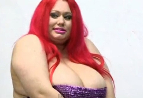 Are cei mai mari sani din Marea Britanie: "Mi s-a cerut sa-i micsorez, sa nu mai atrag privirile"