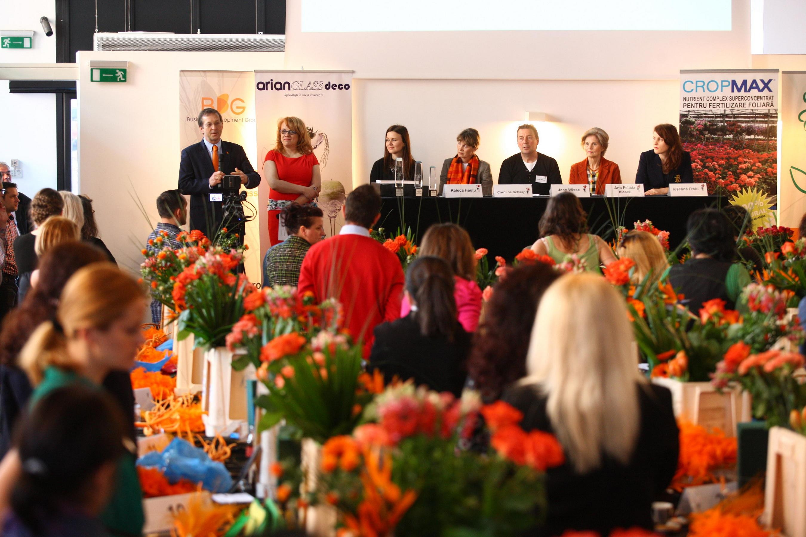 Concurs de aranjamente florale