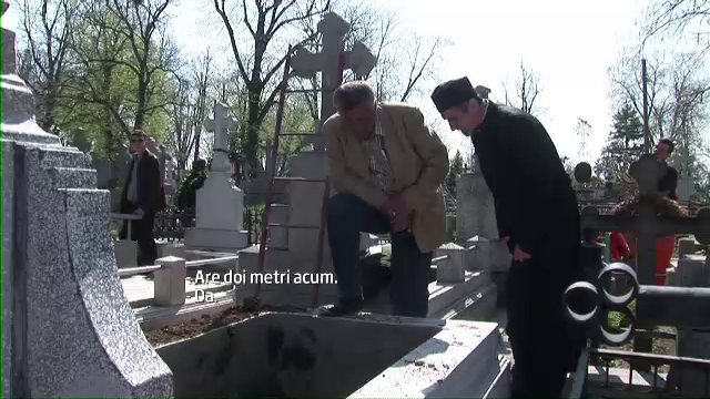 Descoperirea neasteptata intr-un mormant din Botosani, unde se stia ca sunt ingropati noua preoti