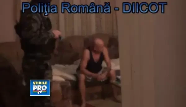 Minore cu varste cuprinse intre 13 si 16 ani,obligate sa se prostitueze.Proxenetii au fost retinuti