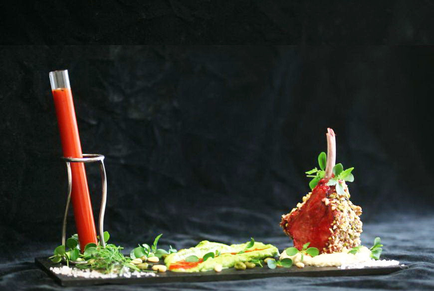 RETETE DE PASTE: Cotlete de miel in crusta de alune si fistic