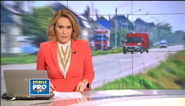 O masina a Postei a pierdut pe drum un sac cu aproape 13.000 de lei. Ce s-a intamplat cu banii