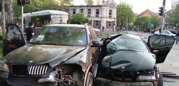 Gino Manzotti, membrul trupei DJ Project, a fost implicat intr-un grav accident de circulatie