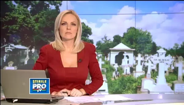 Fetita de 4 ani, ucisa de tata, a fost inmormantata. Sute de oameni au condus-o pe ultimul drum