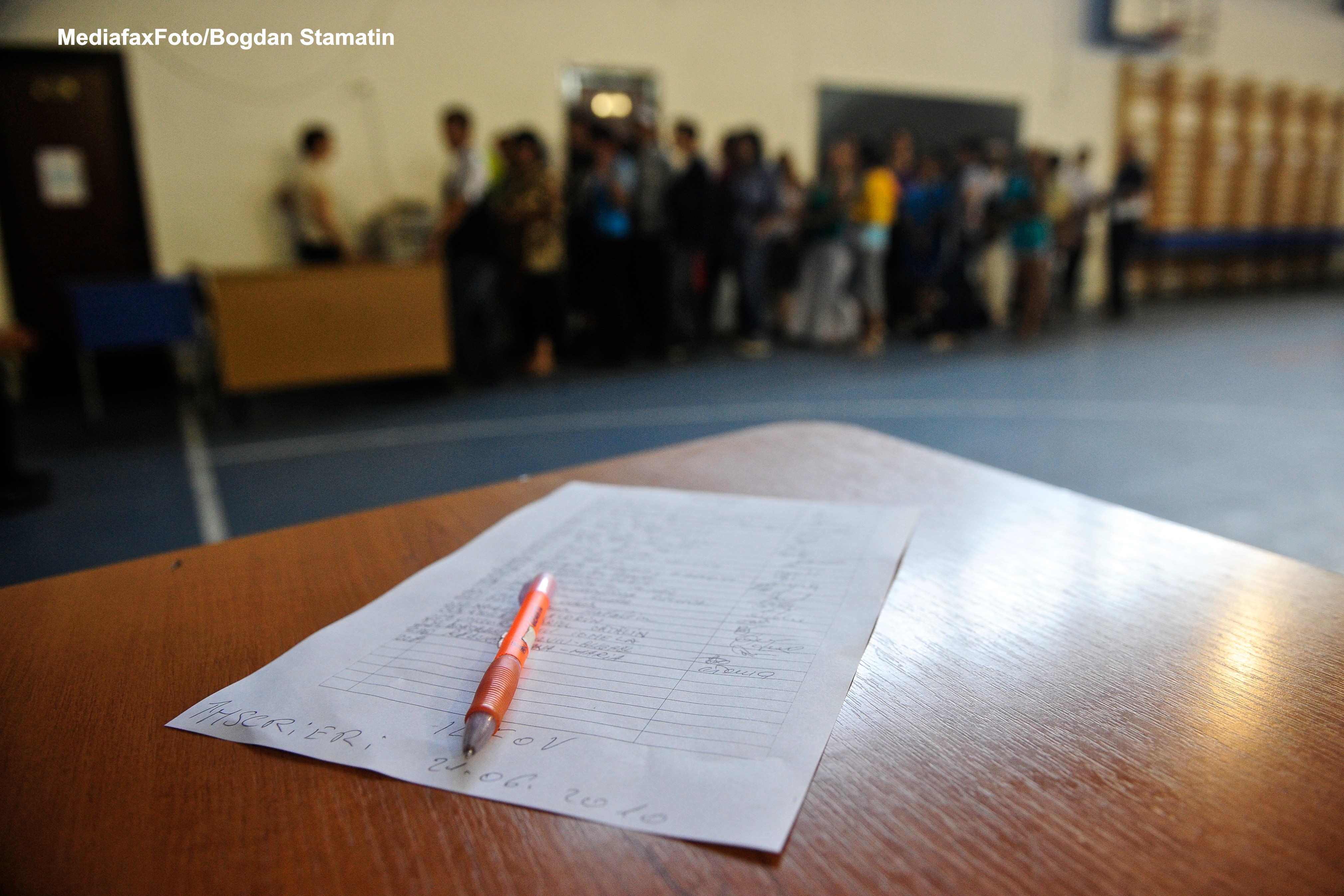 Elevii de clasa a IV-a, evaluati astazi la matematica si limba romana sau limba materna