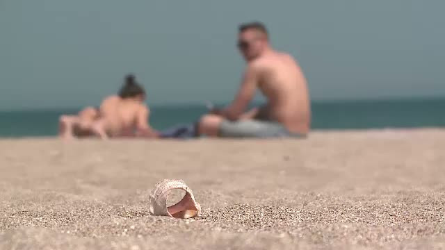 Plaja, dans si distractie. 40.000 de oameni sunt asteptati pe litoralul romanesc de 1 Mai