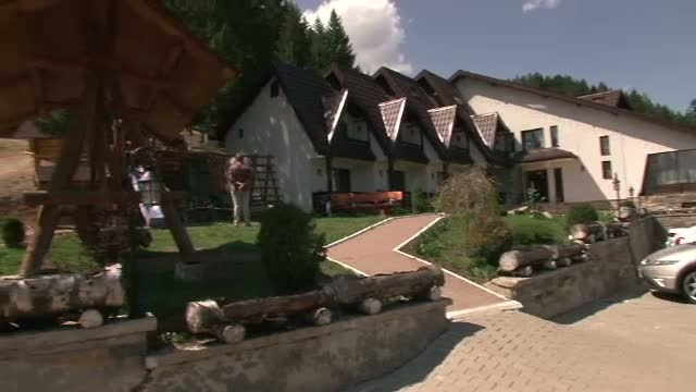 9.000 de euro, incasarile unei pensiuni cu 12 camere, din Bucovina, in sejurul de Paste