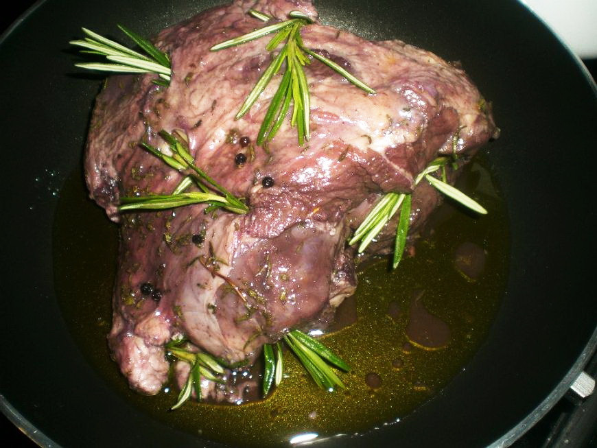 RETETE DE PASTE: Pulpa de miel cu rozmarin, ceapa si usturoi