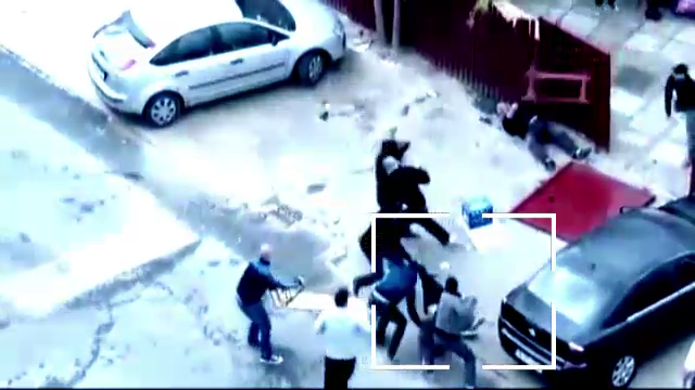 Deznodamantul incaierarii dintre suporterii echipelor Steaua si Rapid: 12 oameni au fost retinuti