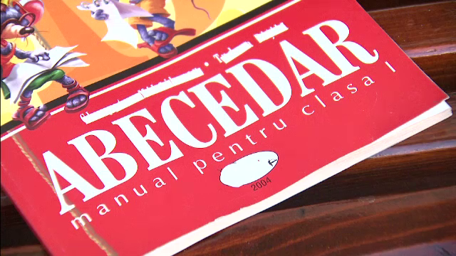 Ce este "manualul pdf".Ponta anunta batalia impotriva "baronilor" care fac legea in programa scolara