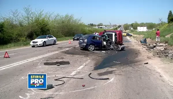 Accident grav pe DN2A, la intrarea in Constanta: 7 persoane sunt ranite, iar 4 sunt in stare grava