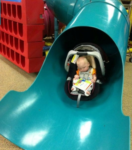 copil parc de distractii - 2