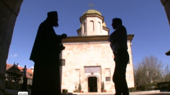 Manastirea Negru Voda, din Campulung Muscel. Are unul dintre cele mai inalte turnuri de clopotnita din Romania - 35 de metri