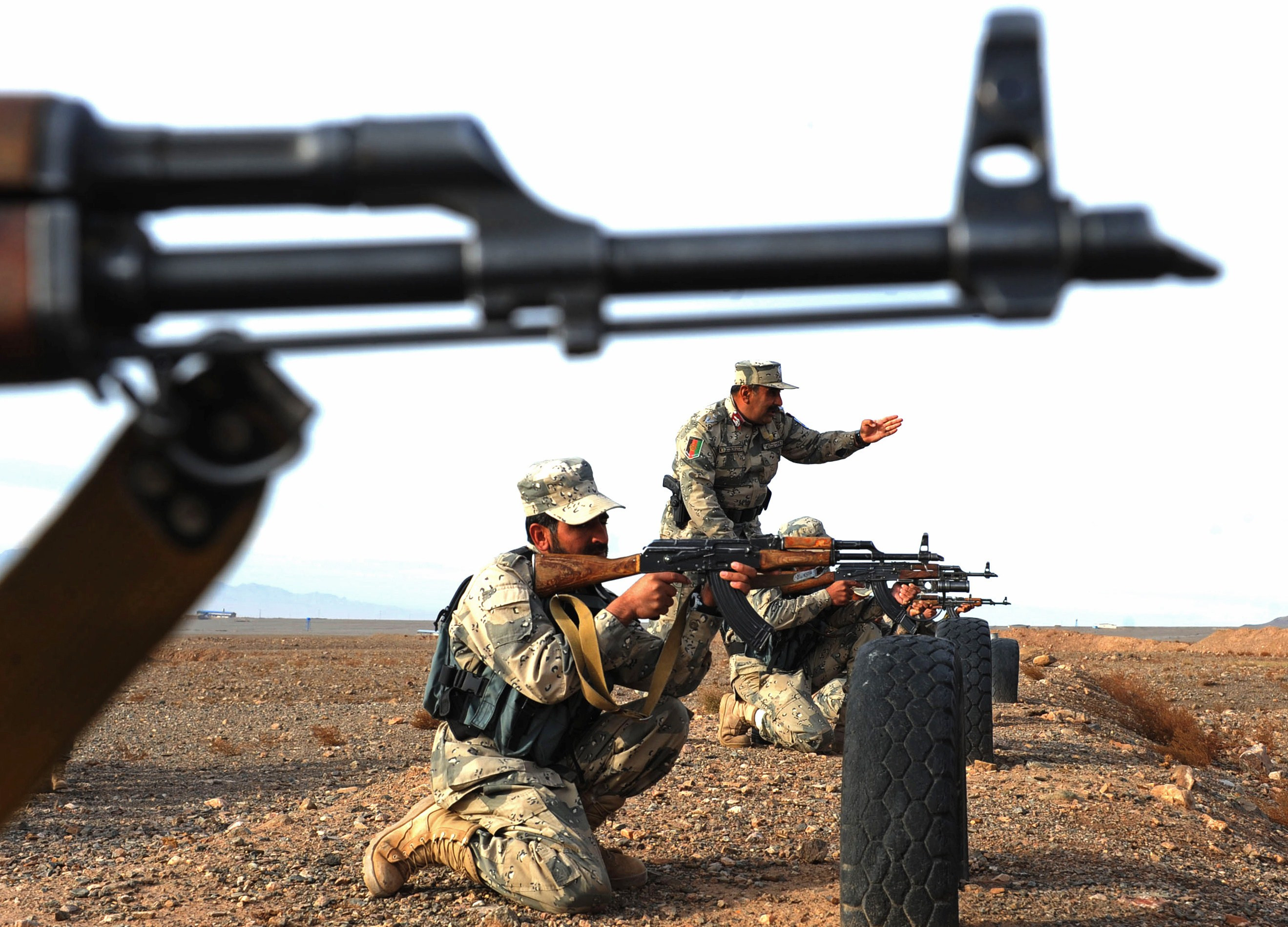 Cinci militari ai NATO au fost ucisi intr-o explozie in Afganistan