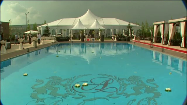 Petrecere fastuoasa pentru Cornel Dinu: si-a botezat nepoata de Paste. Unde a sarbatorit