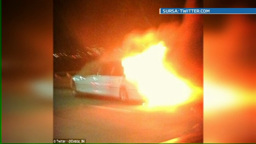 5 femei au murit,iar 4 au suferit arsuri grave dupa ce o limuzina a luat foc pe un pod in California