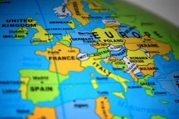 Angajatii de la Urbanism pleaca in excursie prin Europa, pe banii primariei. Scopul calatoriei