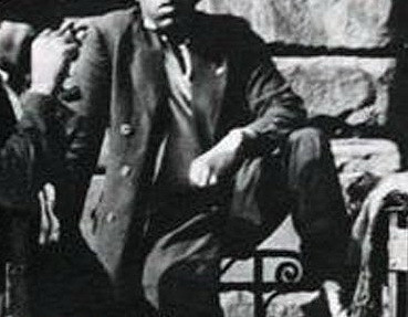 Imaginea care a ajuns viral. Unul dintre cei mai mari artisti ai lumii, intr-o fotografie din 1939