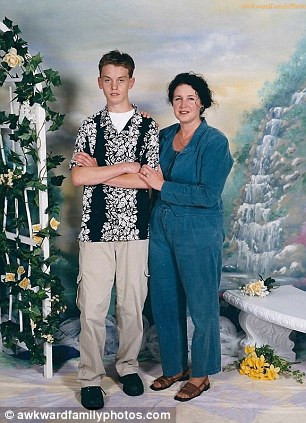 Au vrut sa isi faca o poza de familie, insa rezultatul final a fost dezamagitor. Galerie foto