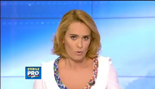 Un avion utilitar a aterizat de urgenta in Mehedinti. Trei persoane se aflau la bord