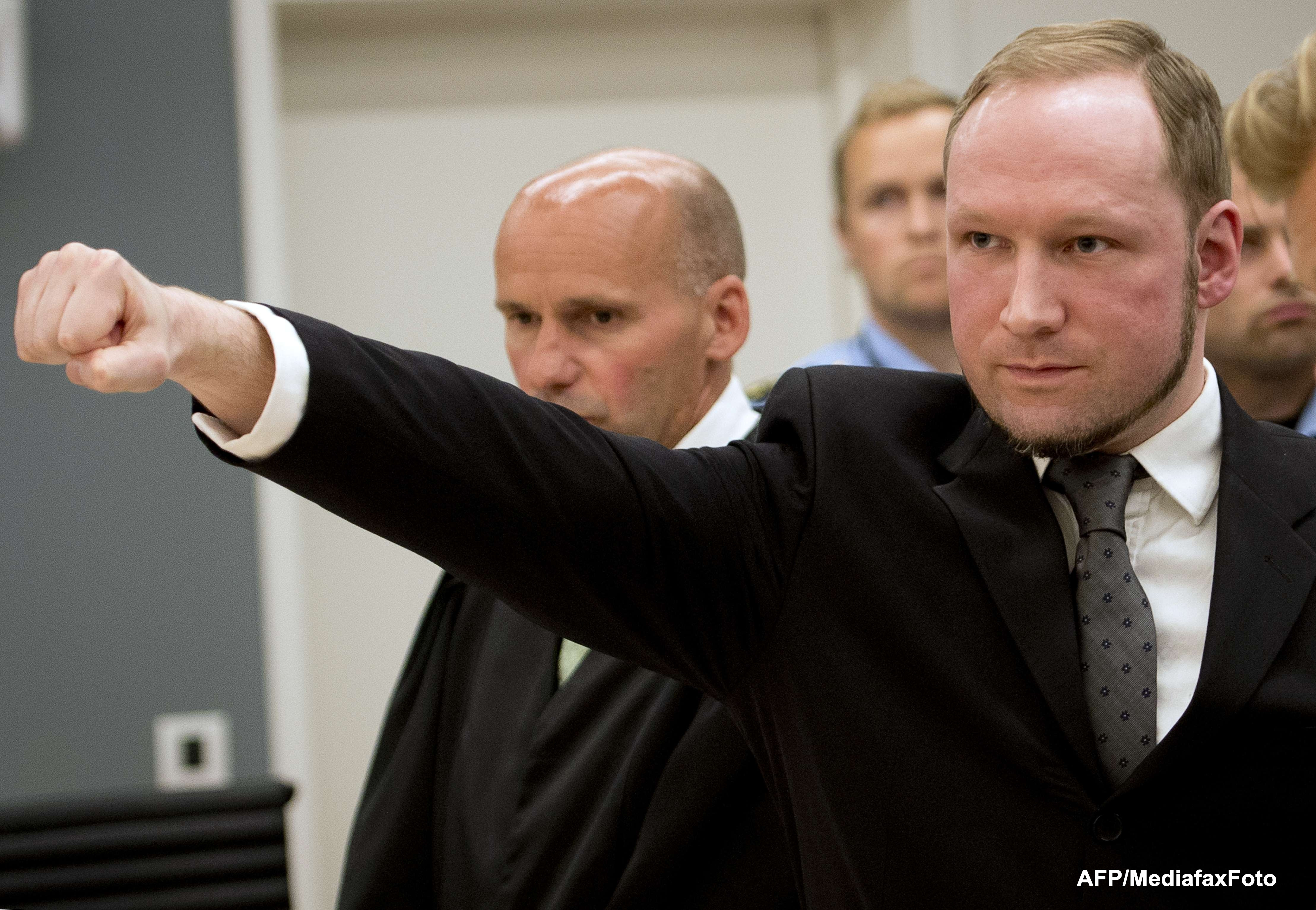 Anders Breivik, autorul masacrului din Norvegia, se plange de "tratament inuman". Avocat: "Doreste sa aiba contact cu oameni"