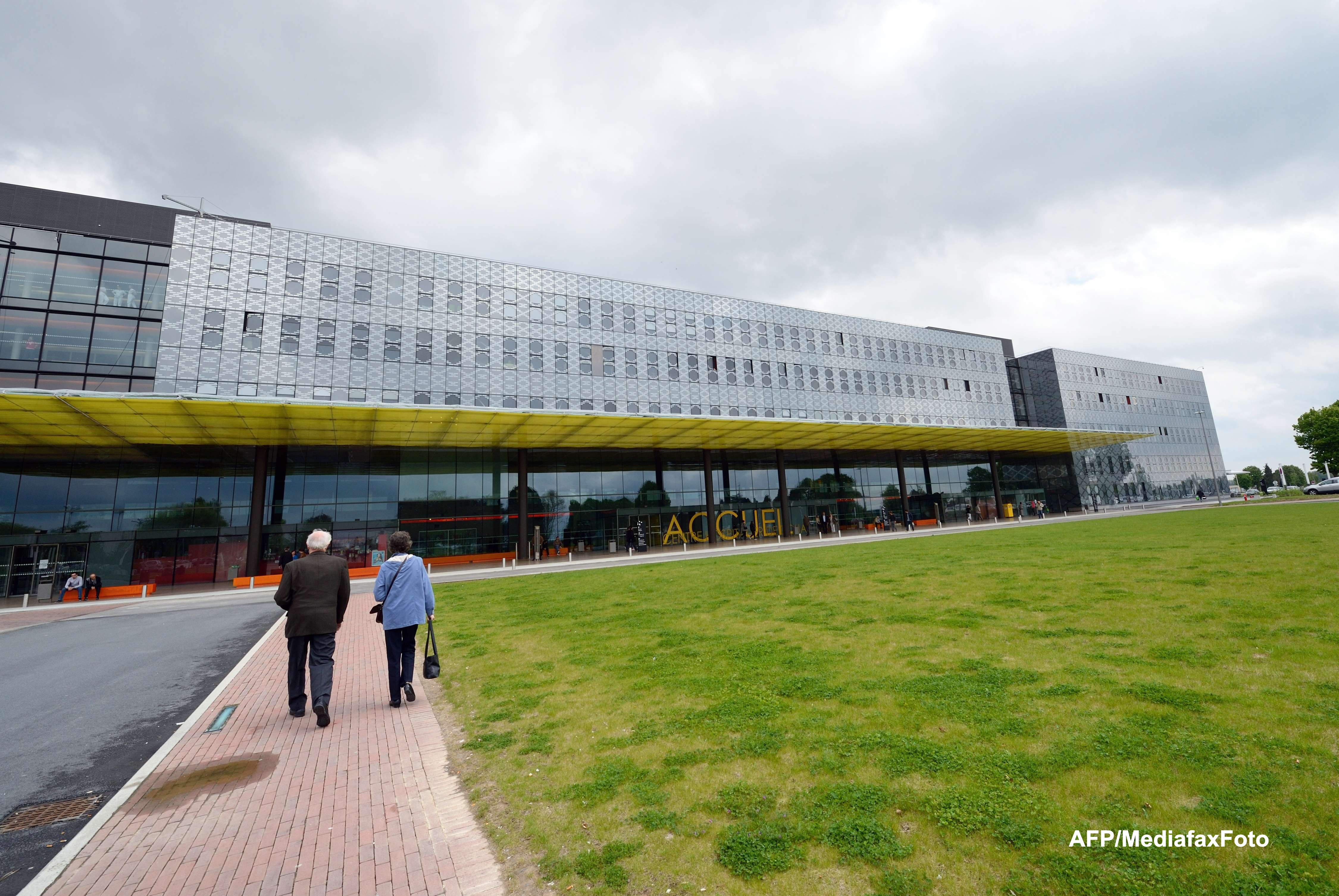 CNN: Un virus periculos pentru oameni a fost diagnosticat in Franta