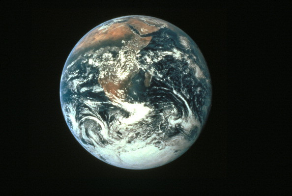 Huffington Post: Cifre alarmante pentru omenire. Concentratia de CO2 a depasit un prag istoric