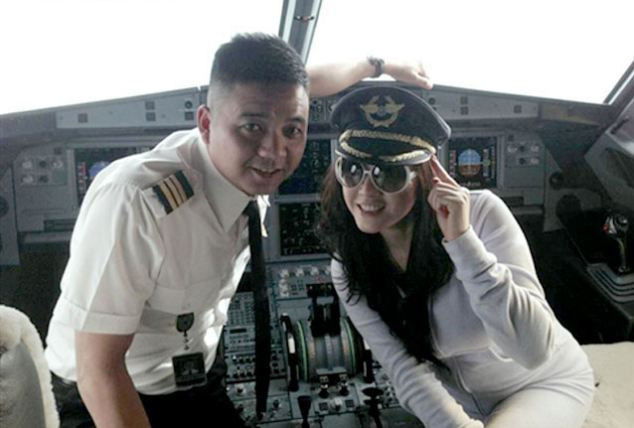 Ce au facut doi piloti cu un model, in timpul unui zbor. Au fost suspendati o luna cand s-a aflat