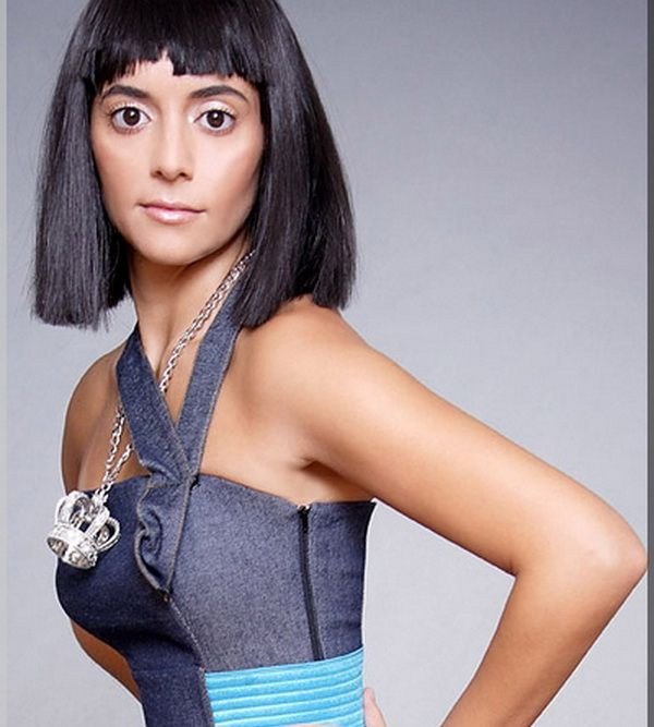 Analia Selis, prima aparitie dupa ani de zile de absenta. FOTO