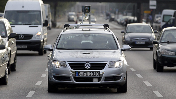 Masinile care se conduc singure, inventia care va schimba definitiv felul in care calatorim