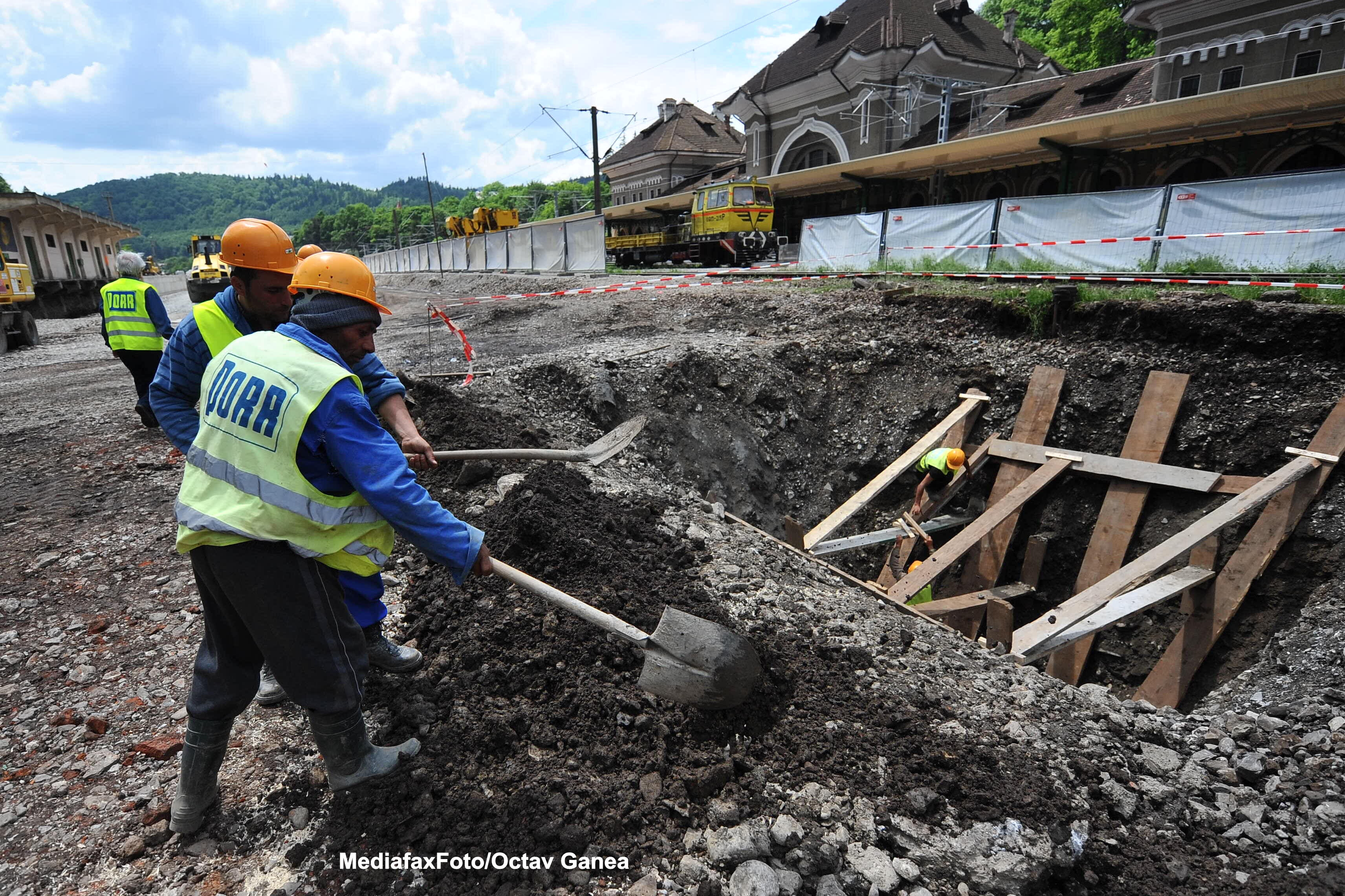 Restrictii de circulatie pentru autovehicule si pietoni timp de doua luni in statiunea Sinaia