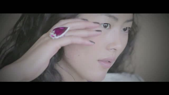 Bijuteriile de 1 milion de dolari, care ar fi urmat sa fie purtate la Cannes, furate dintr-un hotel