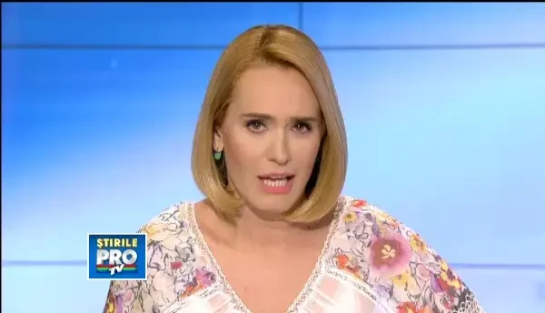 Copiii pentru care vacanta de vara a inceput deja. Au mers la scoala toata iarna, in fiecare sambata