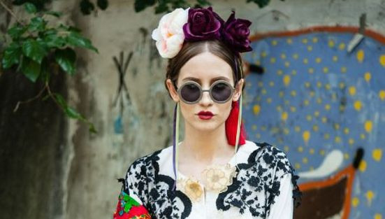 Cum arata Iulia Albu fara machiajul strident. Fotografia care a surprins lumea pe Facebook