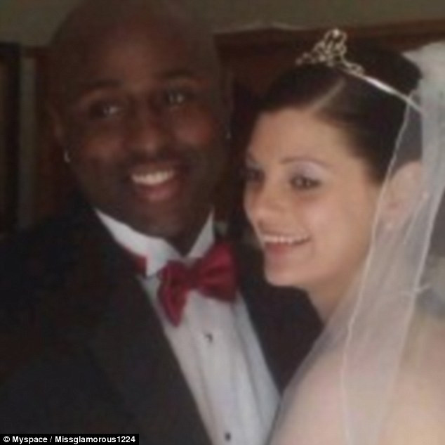 Gelozia l-a impins la un gest necugetat. Sotia lui nu va mai fi niciodata la fel. FOTO