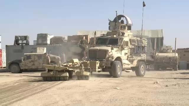 Militarii romani raniti in Afganistan se aflau intr-un MRAP, "vehiculul care nu te lasa sa mori"