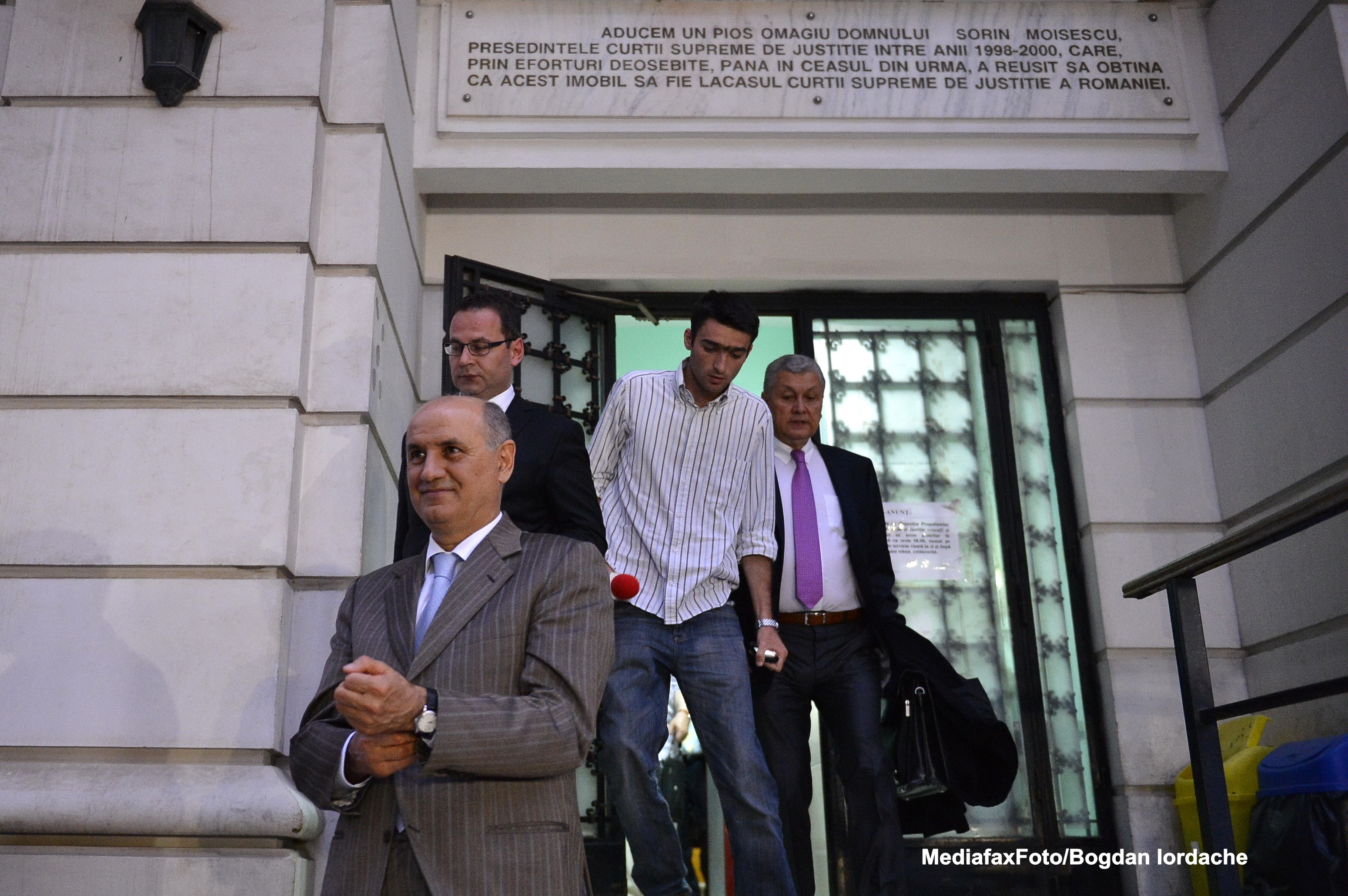 George Copos ar putea fi eliberat conditionat, dupa ce Penitenciarul Rahova i-a aprobat cererea. Cand s-ar putea intampla