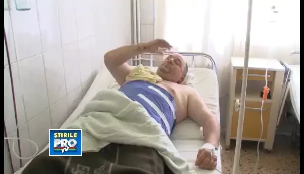 Proprietarul unui bar din Aiud a fost injunghiat de un client